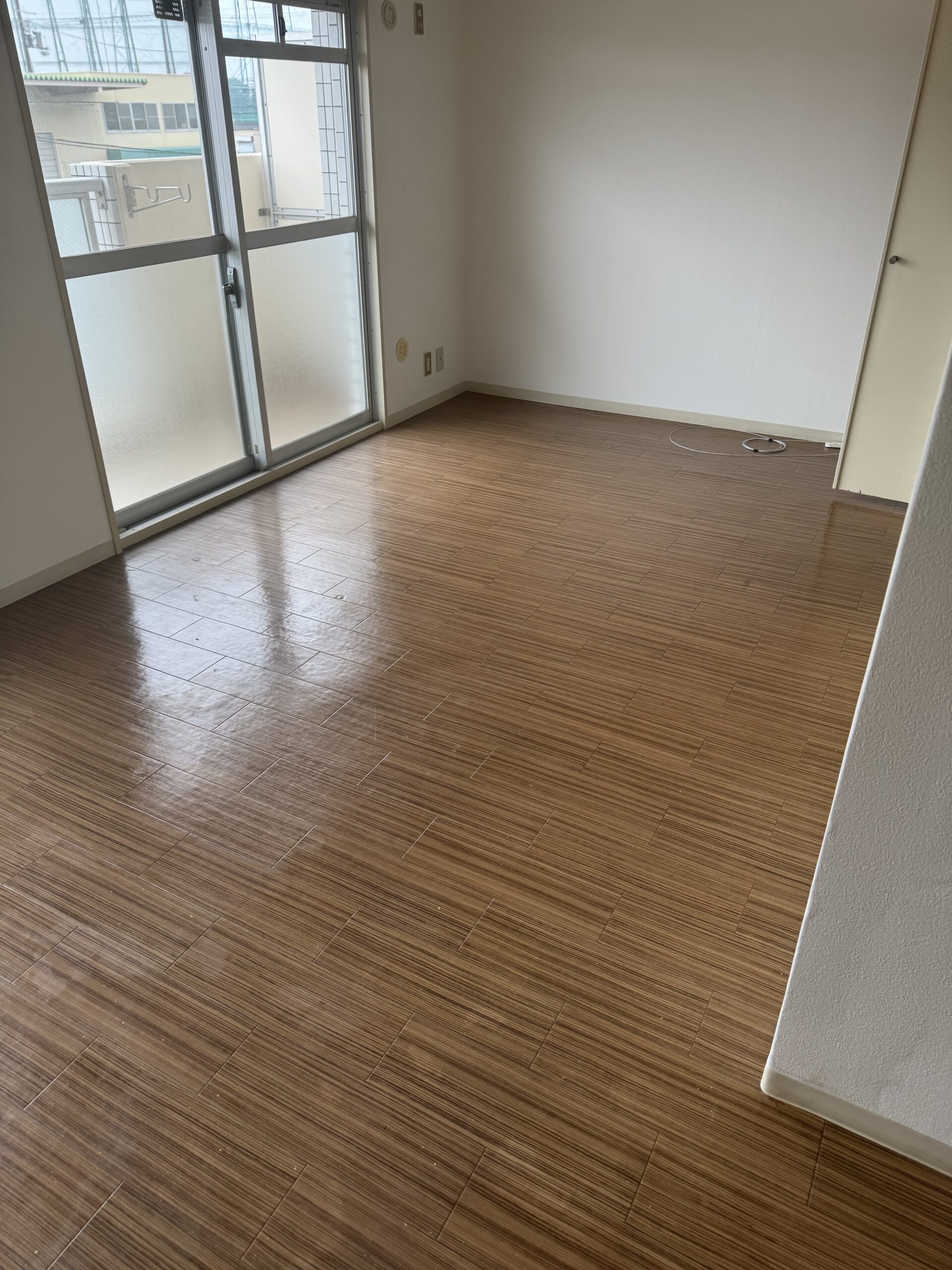 床 Before